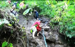 Menantang Adrenalin, Medan Wisata Cuban Sewu Semeru Amazing